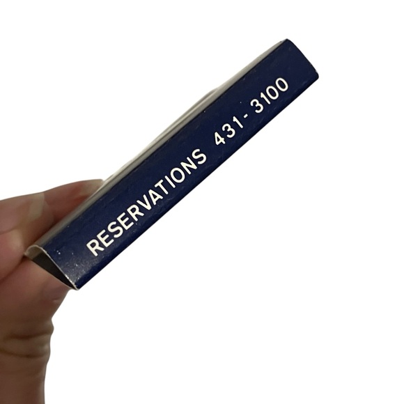 Le Mont Restaurant Pittsburgh PA Vintage Matchbook - Picture 4 of 5